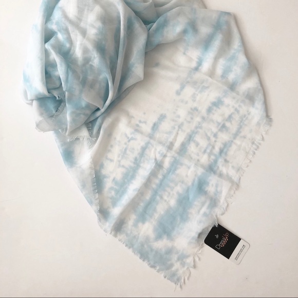 Lightweight Tie Dye Blue Fray Edge Scarf - Picture 3 of 7